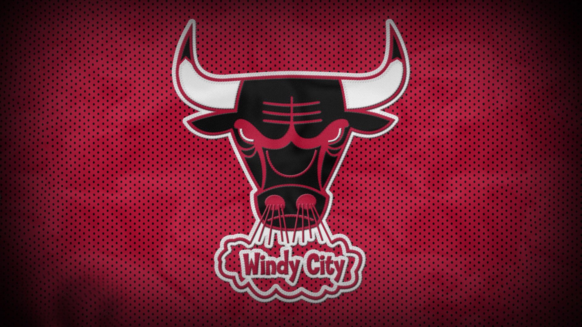 “飞盘对抗：成都三叉湖田径场成为飞盘爱好者的竞技天堂”